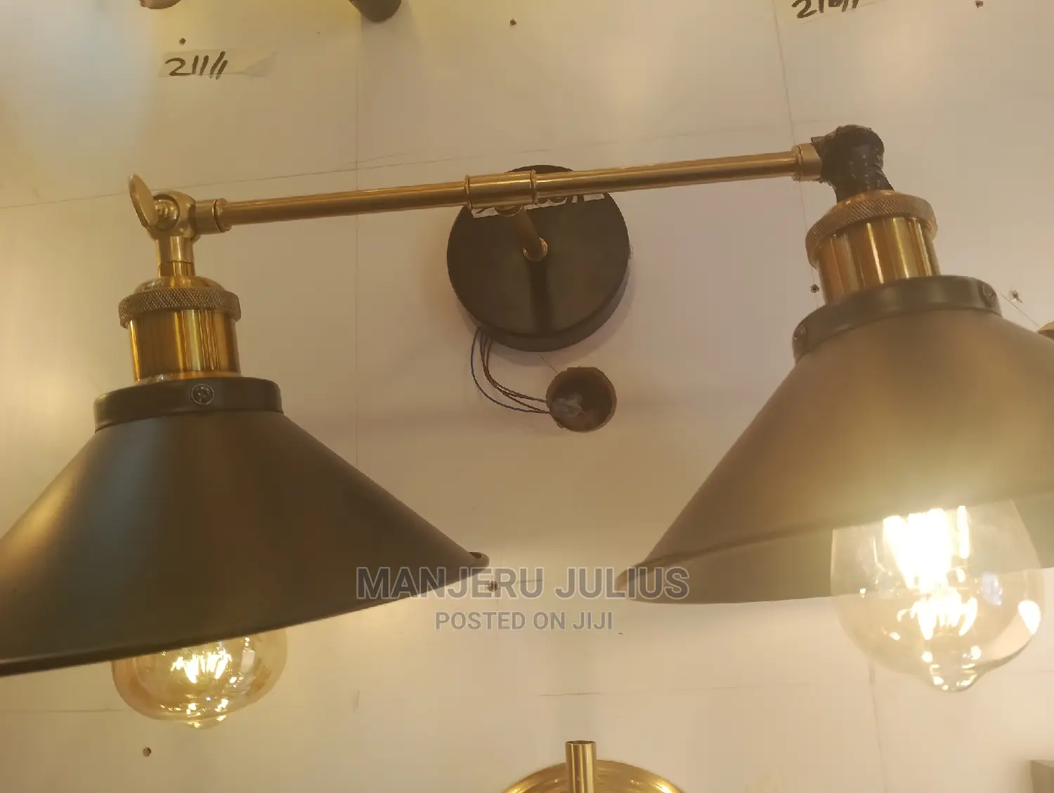 Twin Wall Light