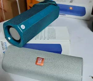 Wireless Speaker With Bluetooth and Usb;