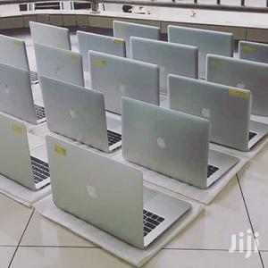 Laptop Apple MacBook Pro 4GB Intel Core i5 HDD 500GB