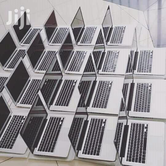 Laptop Apple MacBook Pro 4GB Intel Core i5 HDD 500GB
