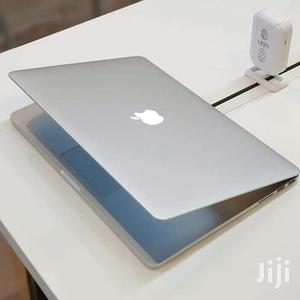 Laptop Apple MacBook Pro 4GB Intel Core i5 HDD 500GB