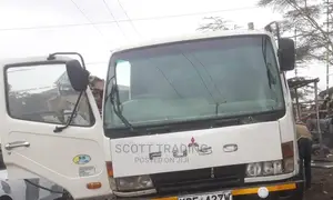 Mitsubishi Fuso Fk60 Front Windscreen