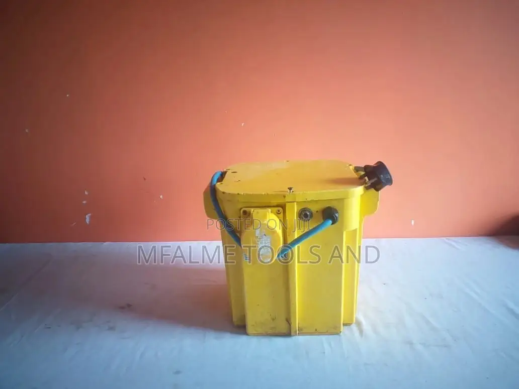 Transformers - Step Down 5.0kva Portable - Ex-Uk