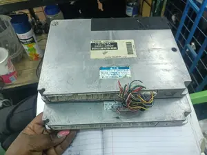 Toyota Noah 1az 4wd Engine Computer