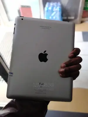 Apple iPad 2 Wi-Fi 16 GB Silver
