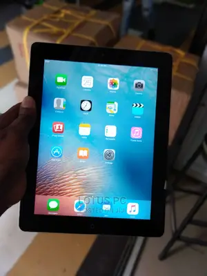 Apple iPad 2 Wi-Fi 16 GB Silver