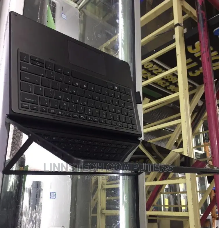 Laptop HP Pro X2 612 G2 8GB Intel Core I5 SSD 256GB