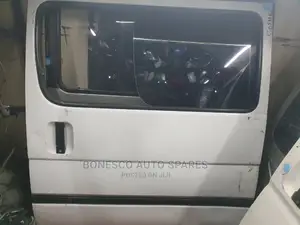 Toyota Hiace 5L Sliding Door (Shark)