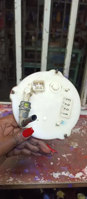 Mazda 7 Fuel Pump.