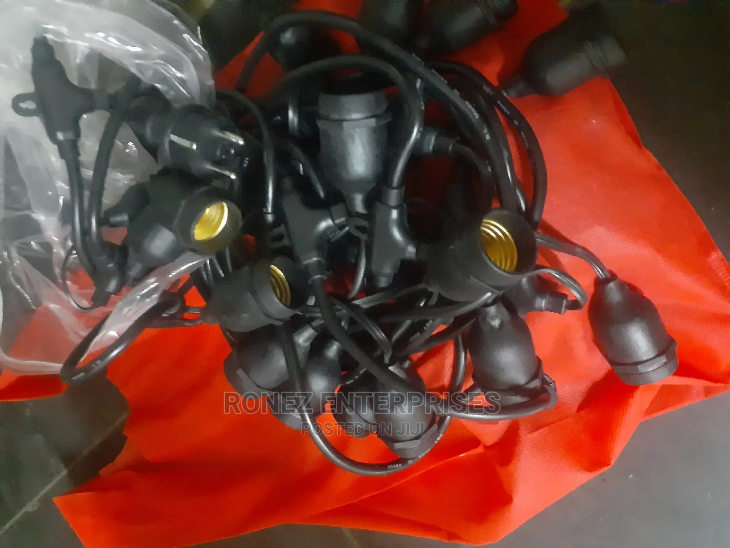 String Lights 10mtrs for 20 Bulbs,