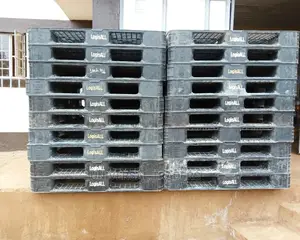 Plastic Pallets on Offer - Plastic Pallets 1.1 by 1.1m