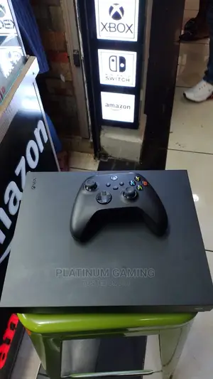 X Box One X