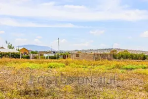  Plots With Ready Title^En