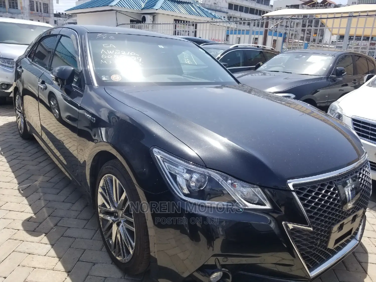 Toyota Crown 2015 Black