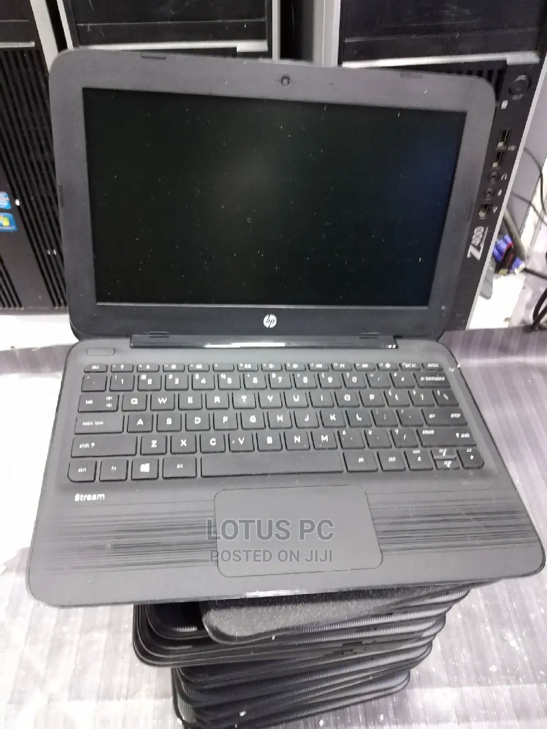 Laptop HP Stream Laptop 4GB Intel Celeron SSD 60GB