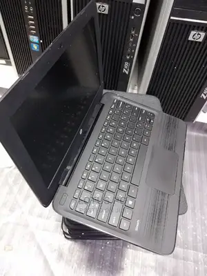 Laptop HP Stream Laptop 4GB Intel Celeron SSD 60GB