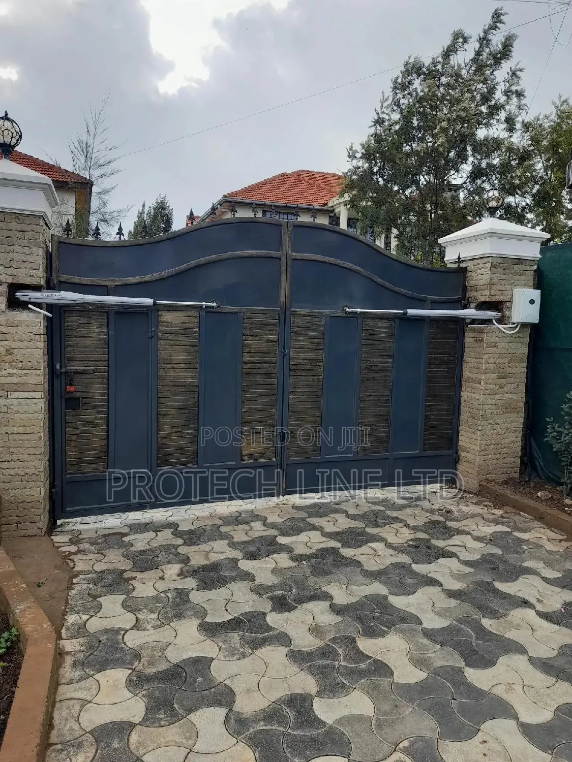 Remote Automatic Gate System