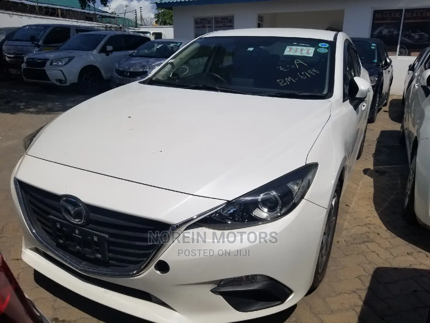 Mazda Axela 2015 White