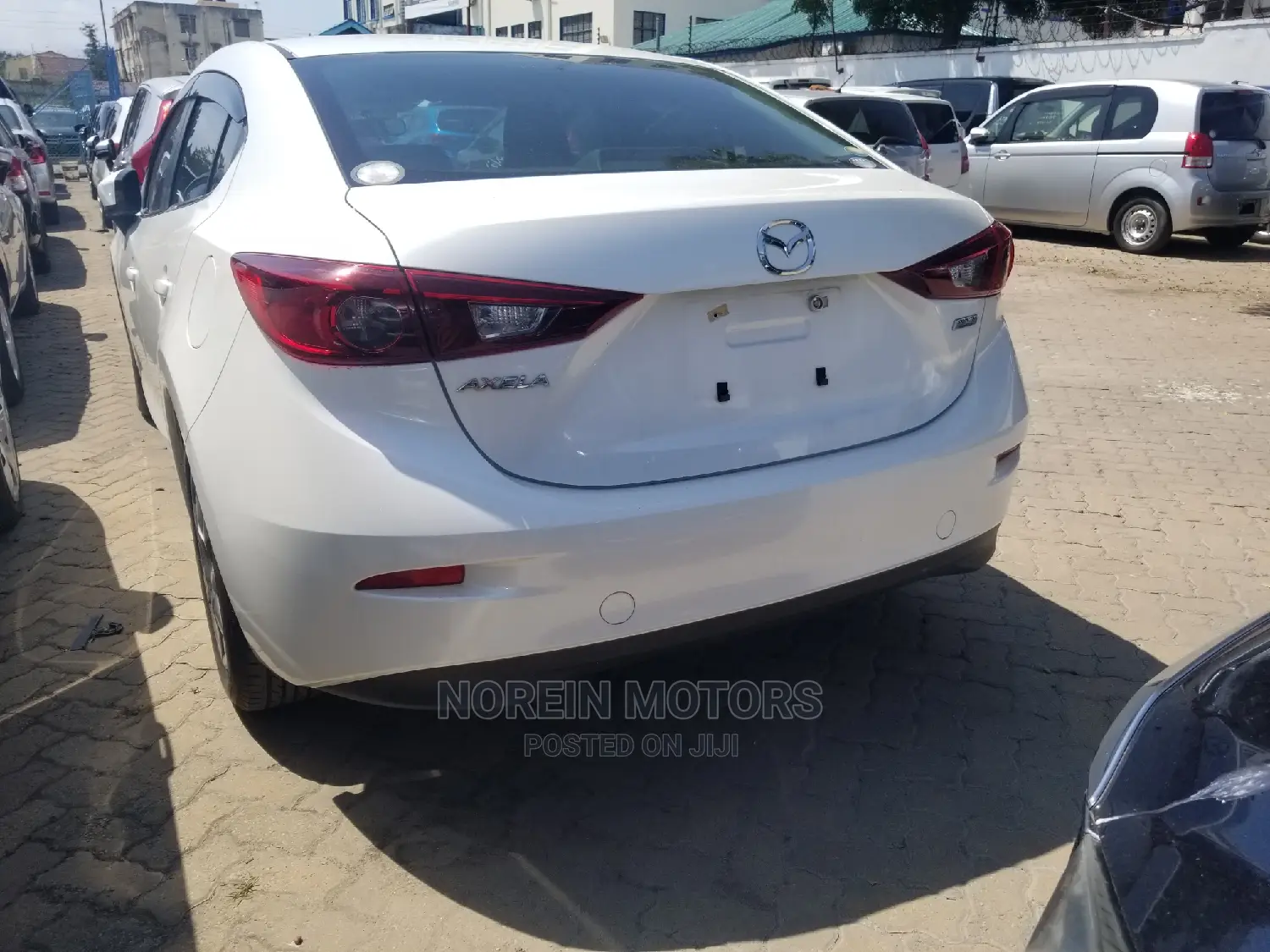 Mazda Axela 2015 White