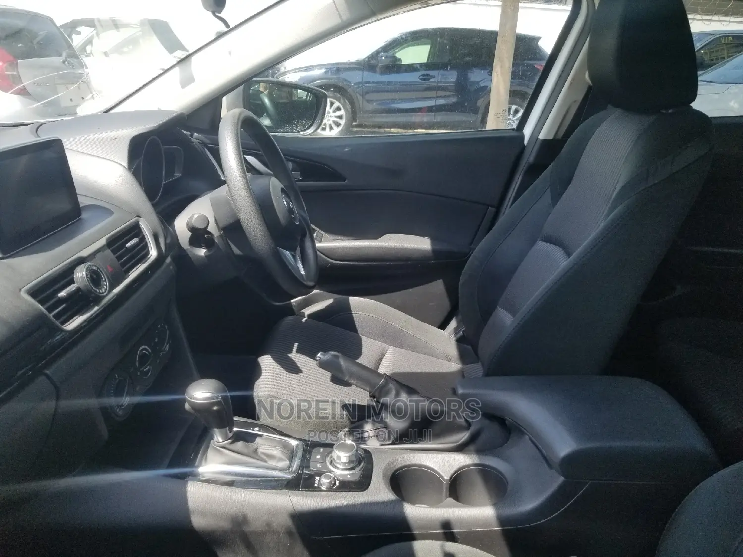 Mazda Axela 2015 White
