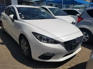 Mazda Axela 2015 White