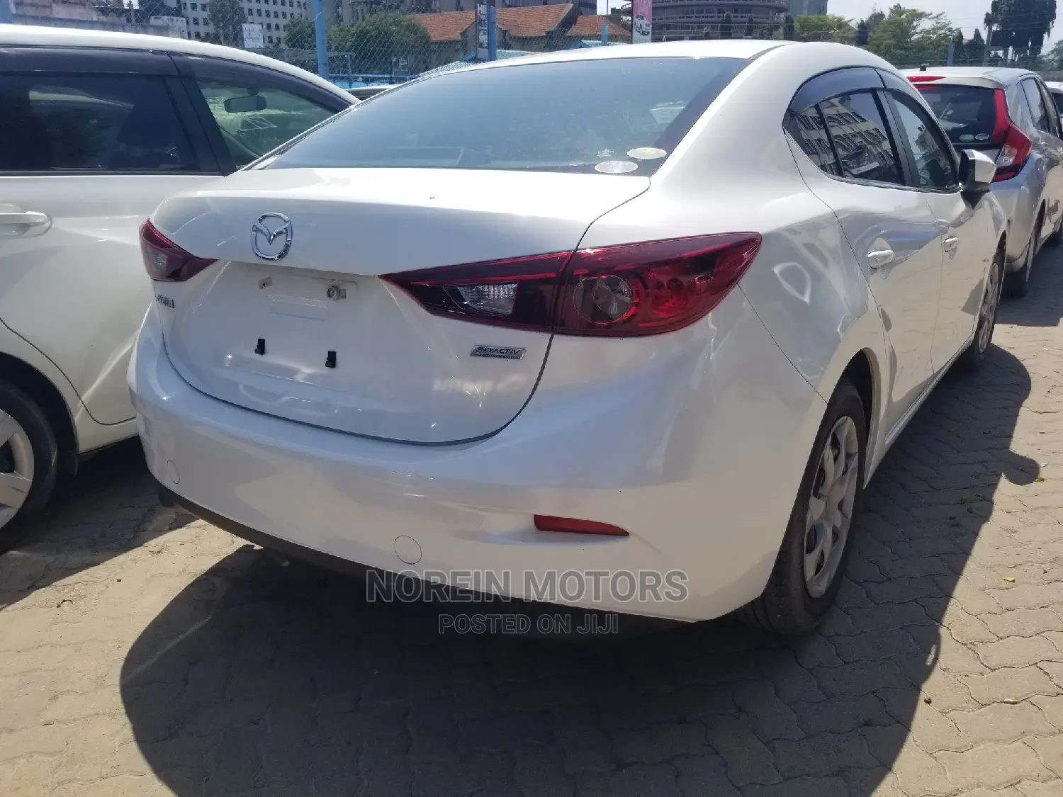 Mazda Axela 2015 White
