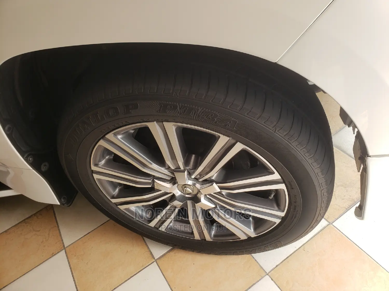 Lexus LX 2018 White