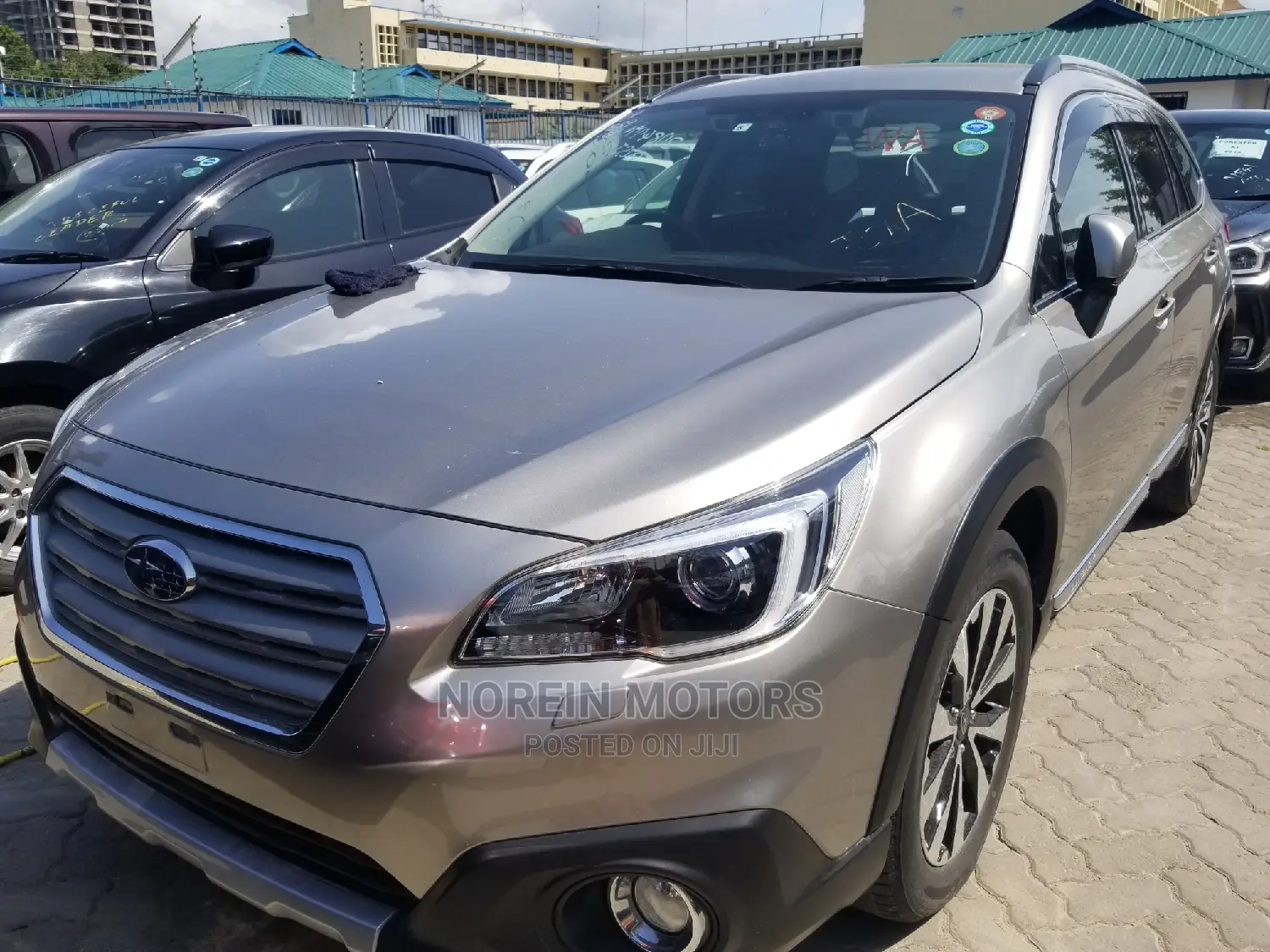 Subaru Outback 2015 Gray
