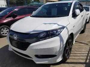 Honda Vezel 2015 White