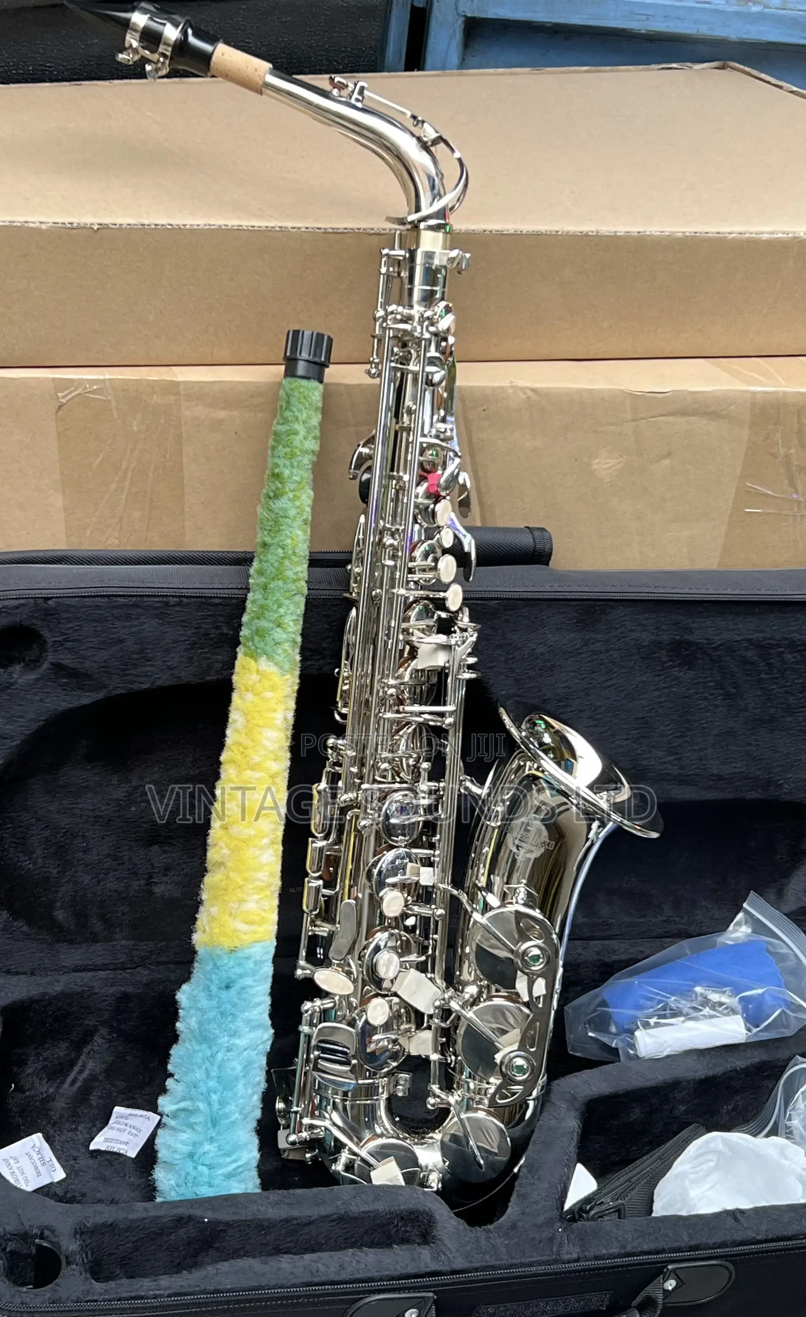 Suzuki Bb Alto Saxaphone Musical Instruments