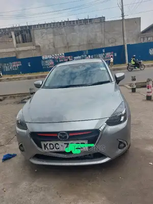 Mazda Demio 2016 Front Windscreen With Camera