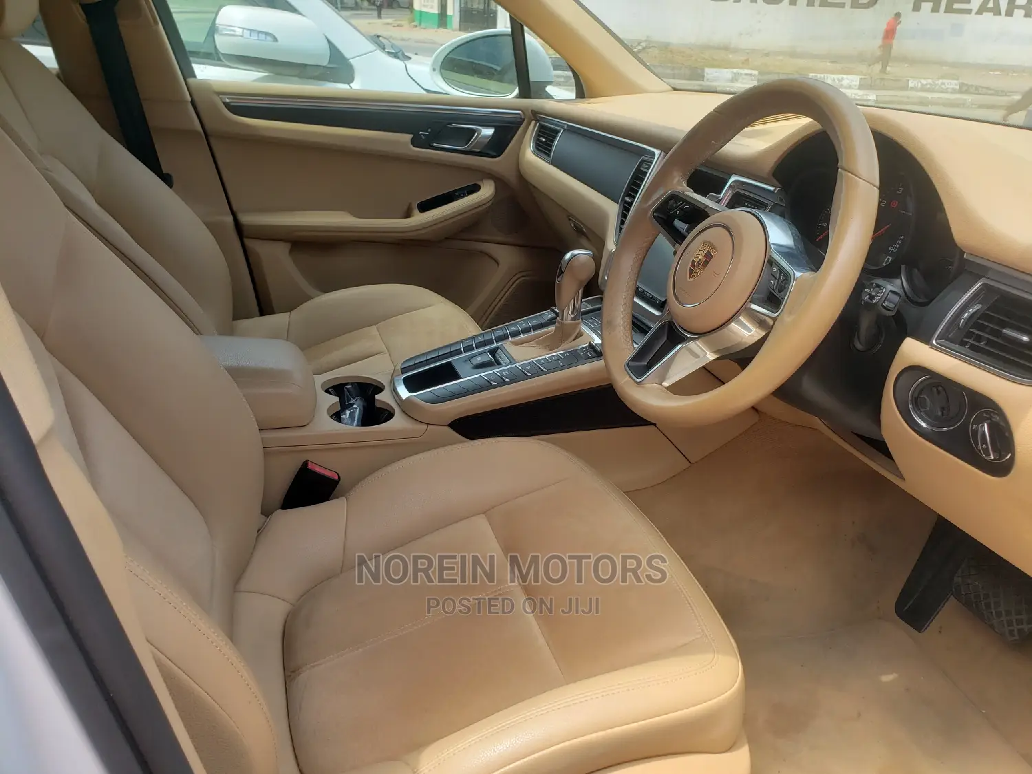 Porsche Macan 2015 Pearl