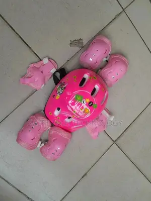 7pc Helmet and Protective Gear