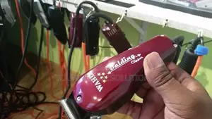 Wahl Maroon Shaving Machine