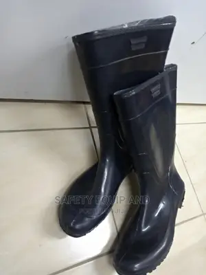 Industrial Safety Gumboots C P ( Medium Duty)