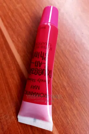 Squeezing Shin Lip Gloss