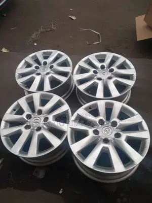 Land Cruiser V8/Vx/Amazon/Lexus Size 20 Rims Set