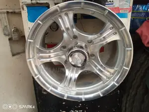 Size 15 Alloy Rims for Hilux/D-Max/9l/7l