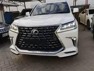 Toyota Land Cruiser 2017 White