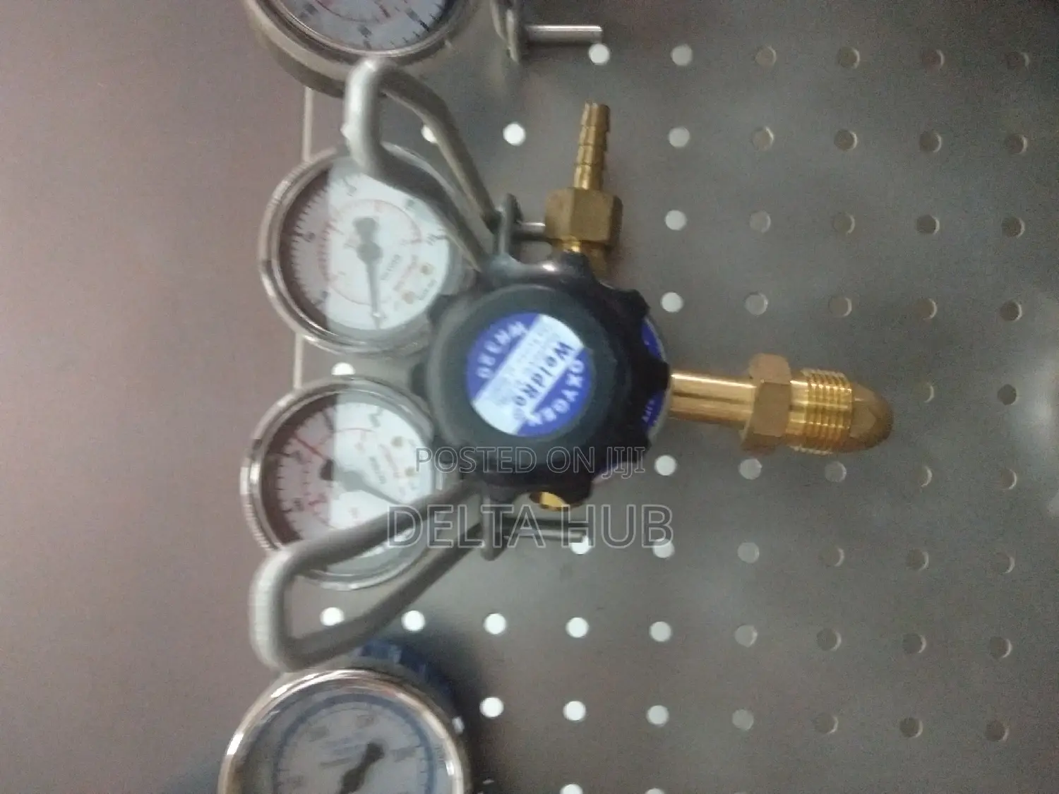 Oxygen Gauge Regulator
