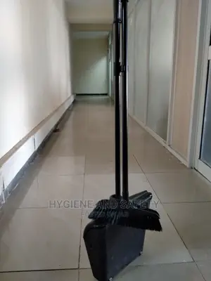 Lobby Dustpan