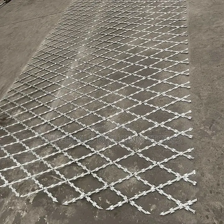 Welded Razor Wire Mesh Roll (4feet*30mtrs)