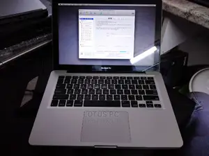 Laptop Apple MacBook Pro 2012 4GB Intel Core I5 HDD 500GB