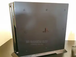 Ps4 Pro, Clean 1tb