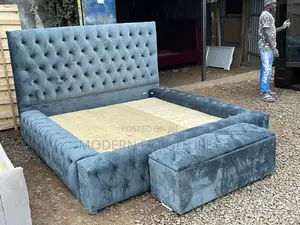 6/6 Tufted Bed