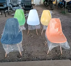 Morden Portable Eames Chairs