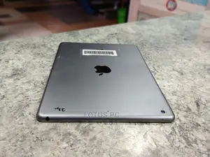 Apple iPad Air 32 GB Gray
