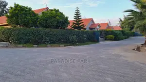 3bdrm Bungalow in Paradise Park Estate, Kinanie for sale