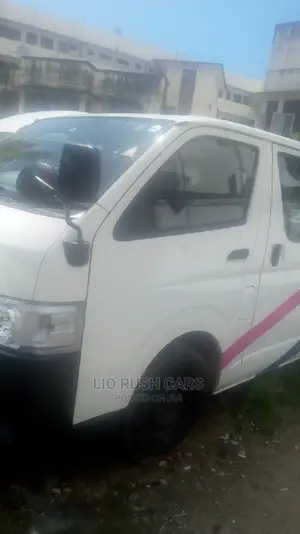 New Toyota HiAce 2013 White
