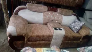 Sofa Sets.(5 Seater)